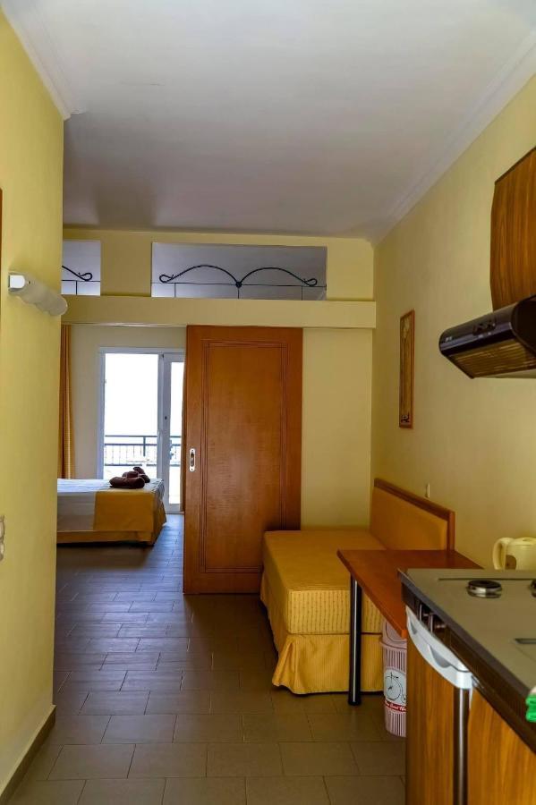 Coloma Apartments Pefkos Pefki 外观 照片